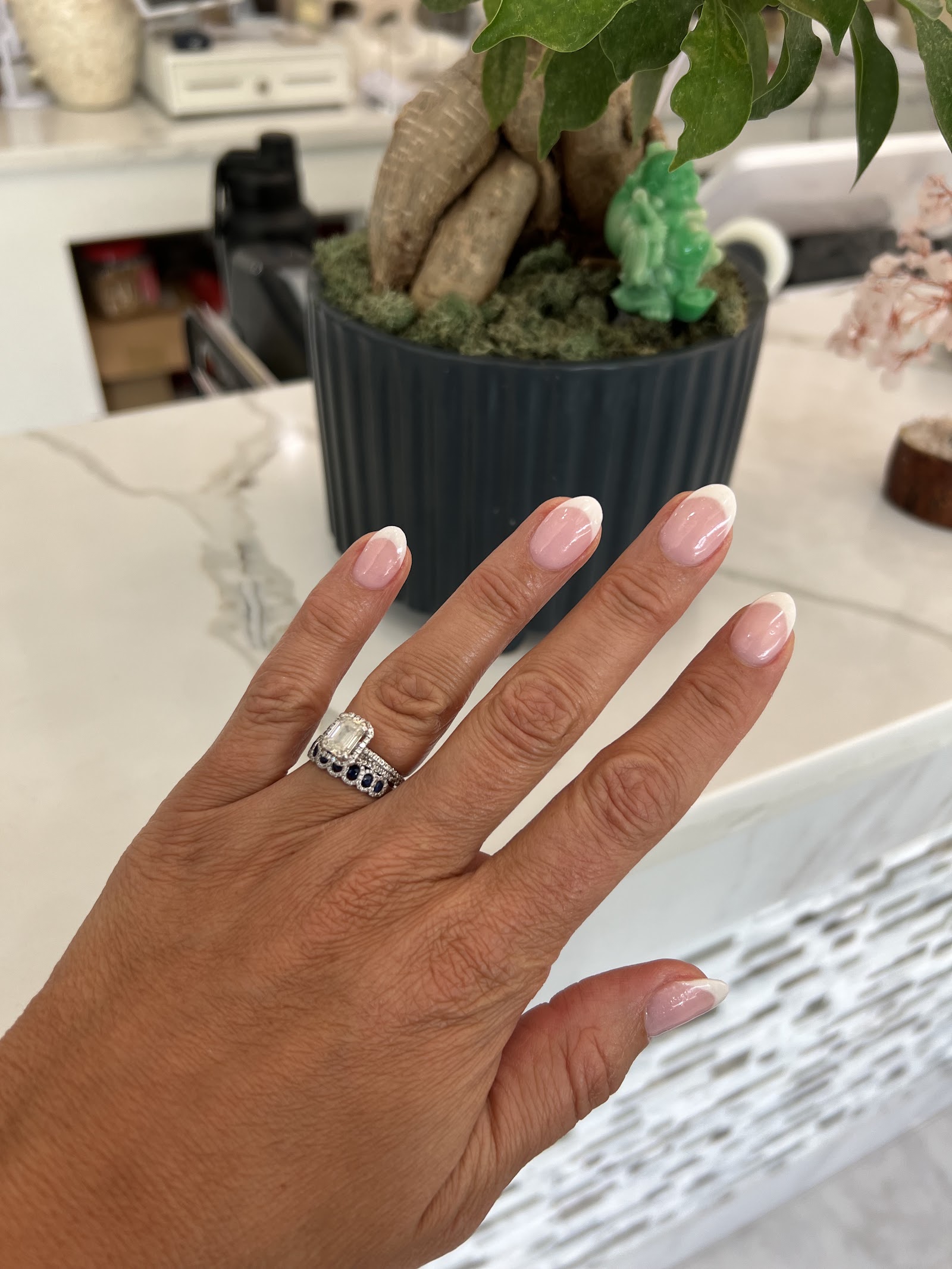 De Lux Nails Spa nail photo 3
